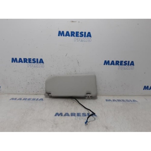 Citroen - C4 - Sun visor