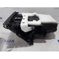 Renault - Clio - Glovebox