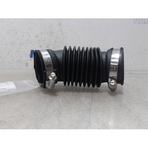 Renault - Clio - Air intake hose