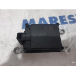 Renault - Clio - Radar sensor