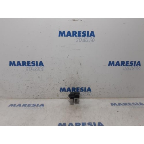 Peugeot - 2008 - Cooling fan resistor