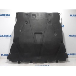 Renault - Clio - Engine protection panel