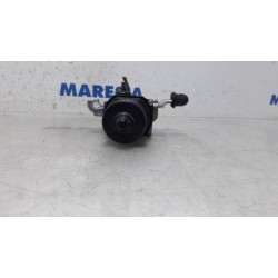 Renault - Clio - Front wiper motor