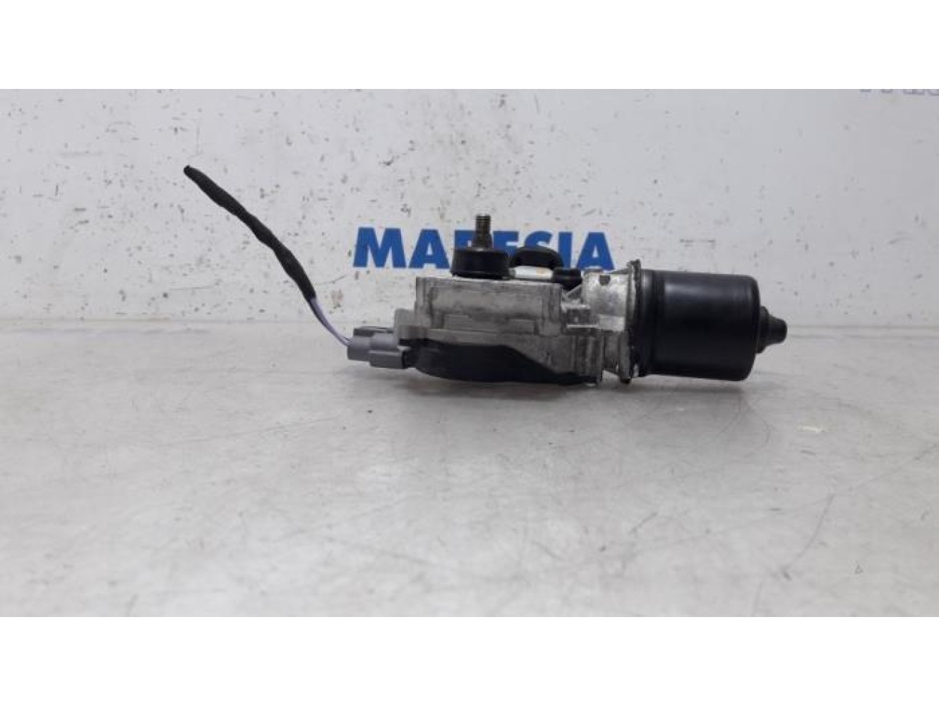 Renault - Clio - Front wiper motor