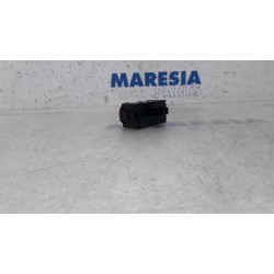 Renault - Kangoo - Panic lighting switch