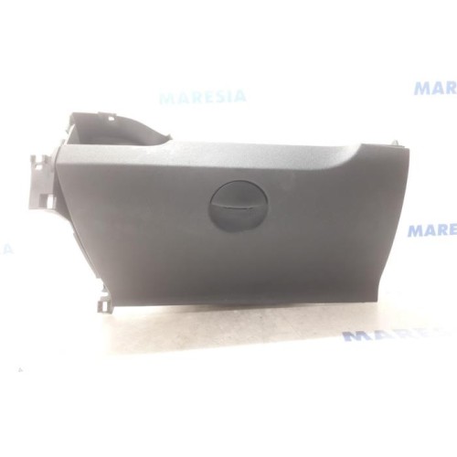 Renault - Kangoo - Glovebox