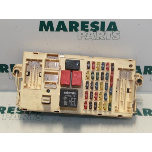 Alfa Romeo - 147 - Fuse box