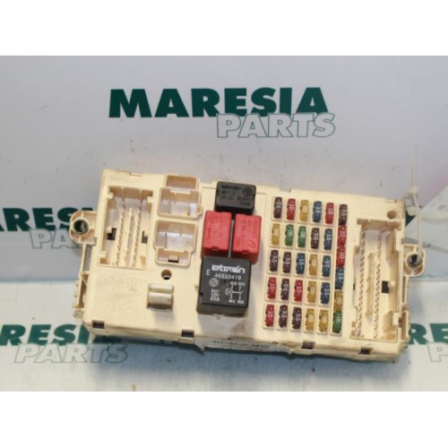 Alfa Romeo - 147 - Fuse box