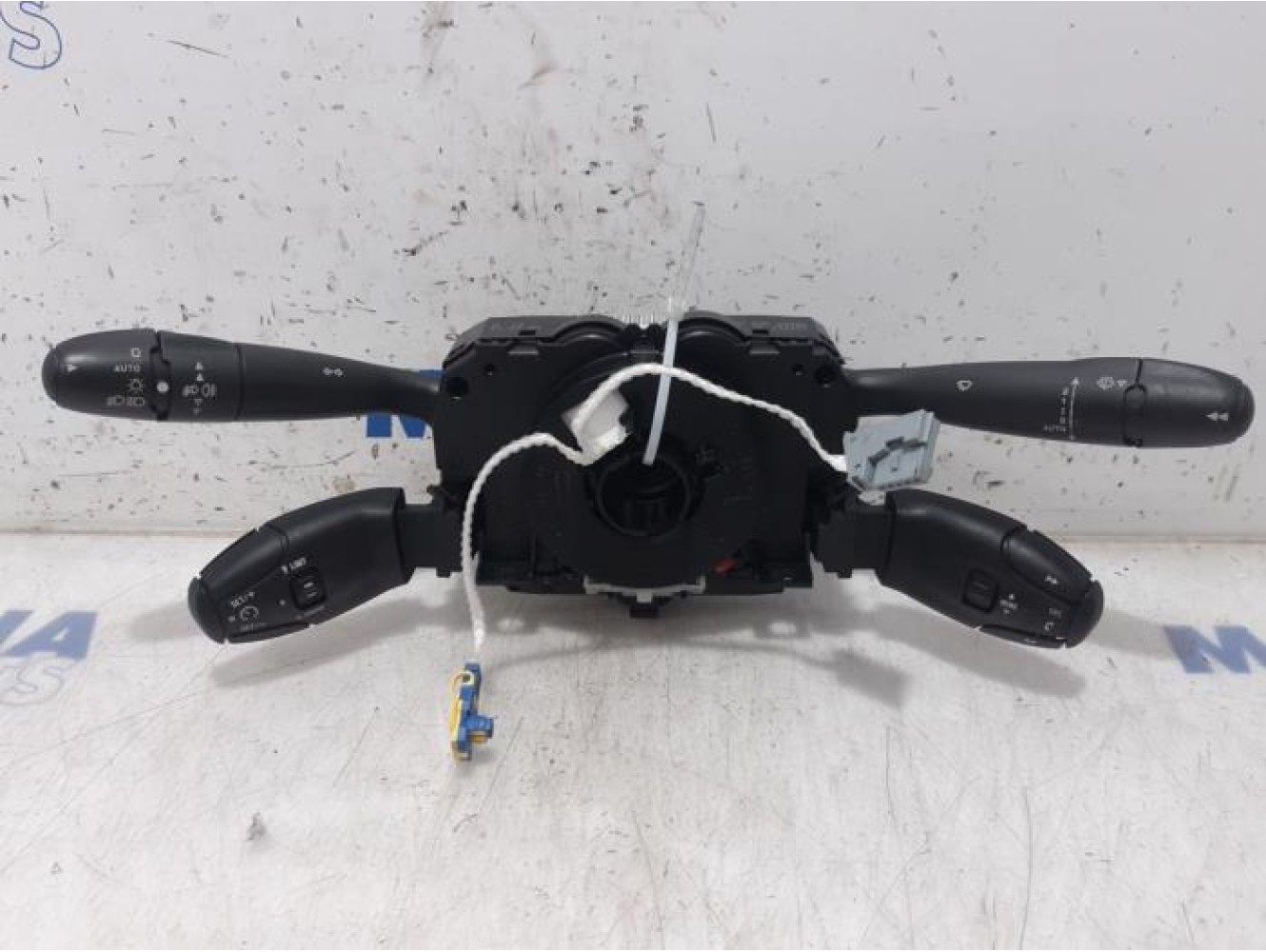 Peugeot - RCZ - Steering column stalk