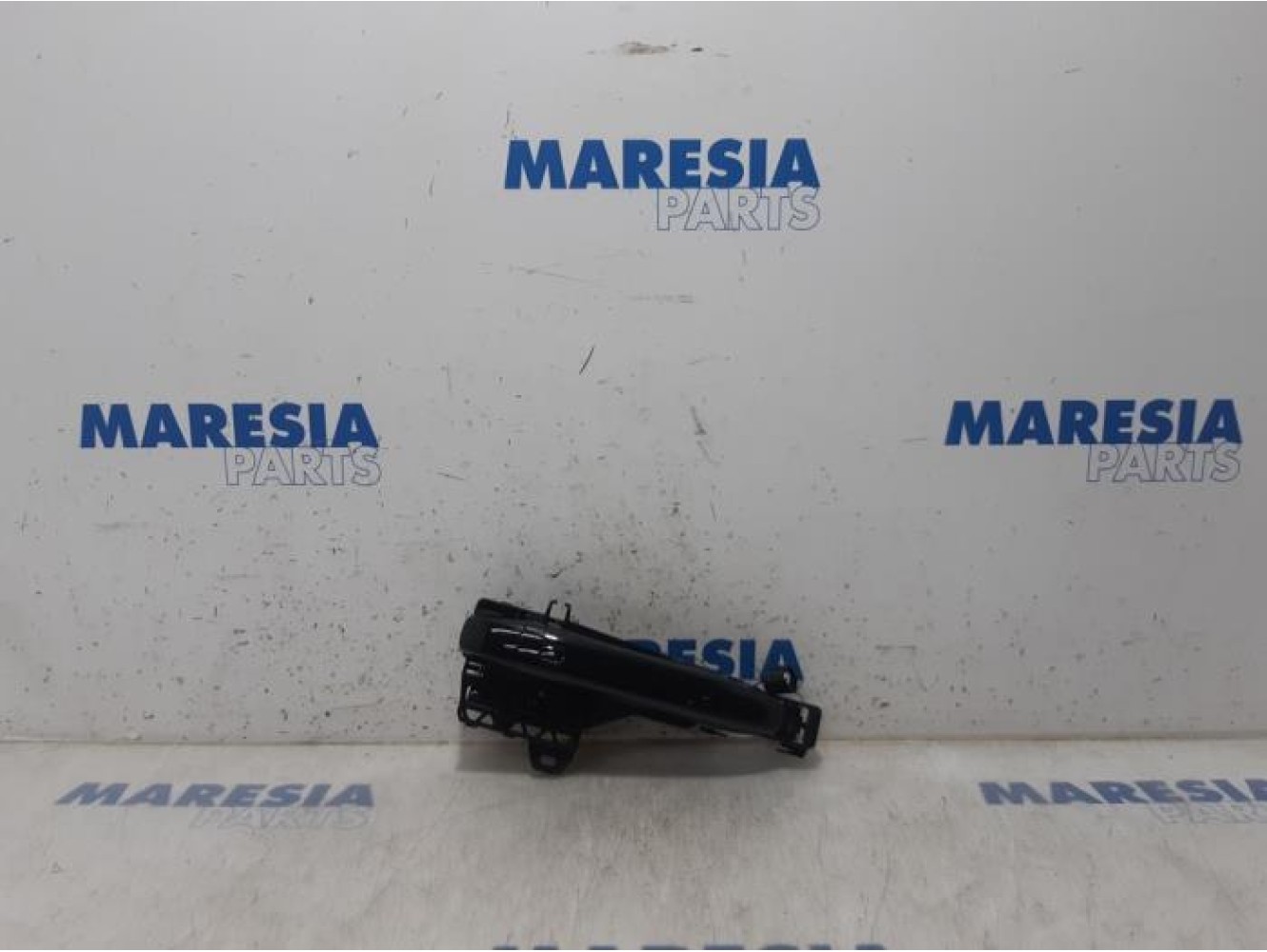 Renault - Clio - Front door handle 4-door, right