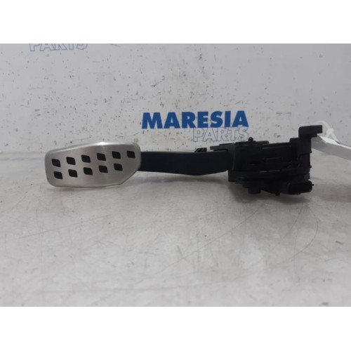 Renault - Clio - Gaspedalposition Sensor