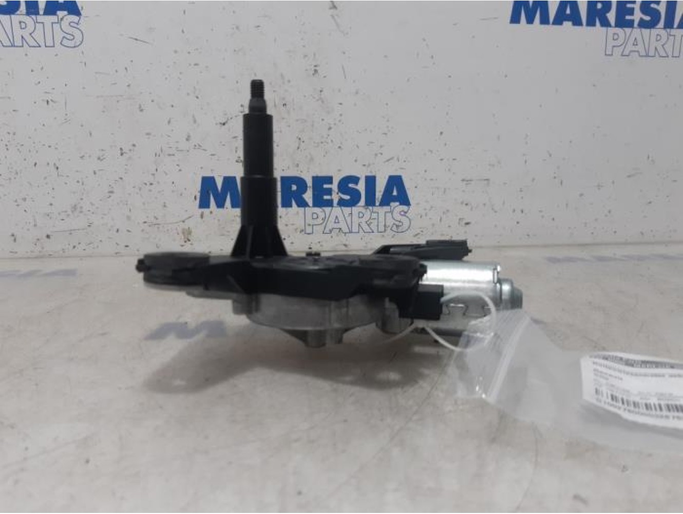 Renault - Clio - Rear wiper motor