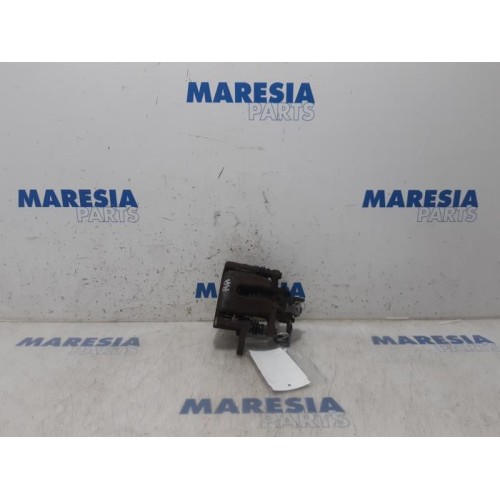 Renault - Kangoo - Rear brake calliper, right