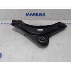 Peugeot - 2008 - Querlenker unten links vorne