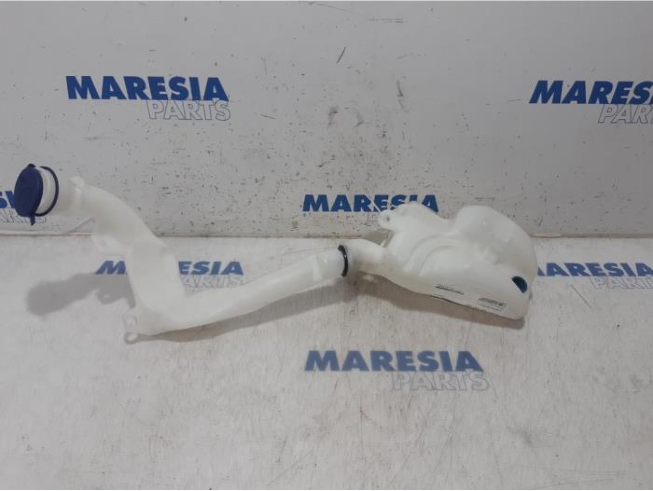 Peugeot - 2008 - Réservoir lave-glace avant