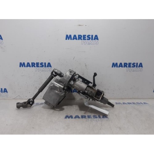Renault - Clio - Steering column housing