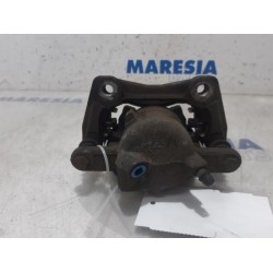 Renault - Clio - Front brake calliper, left
