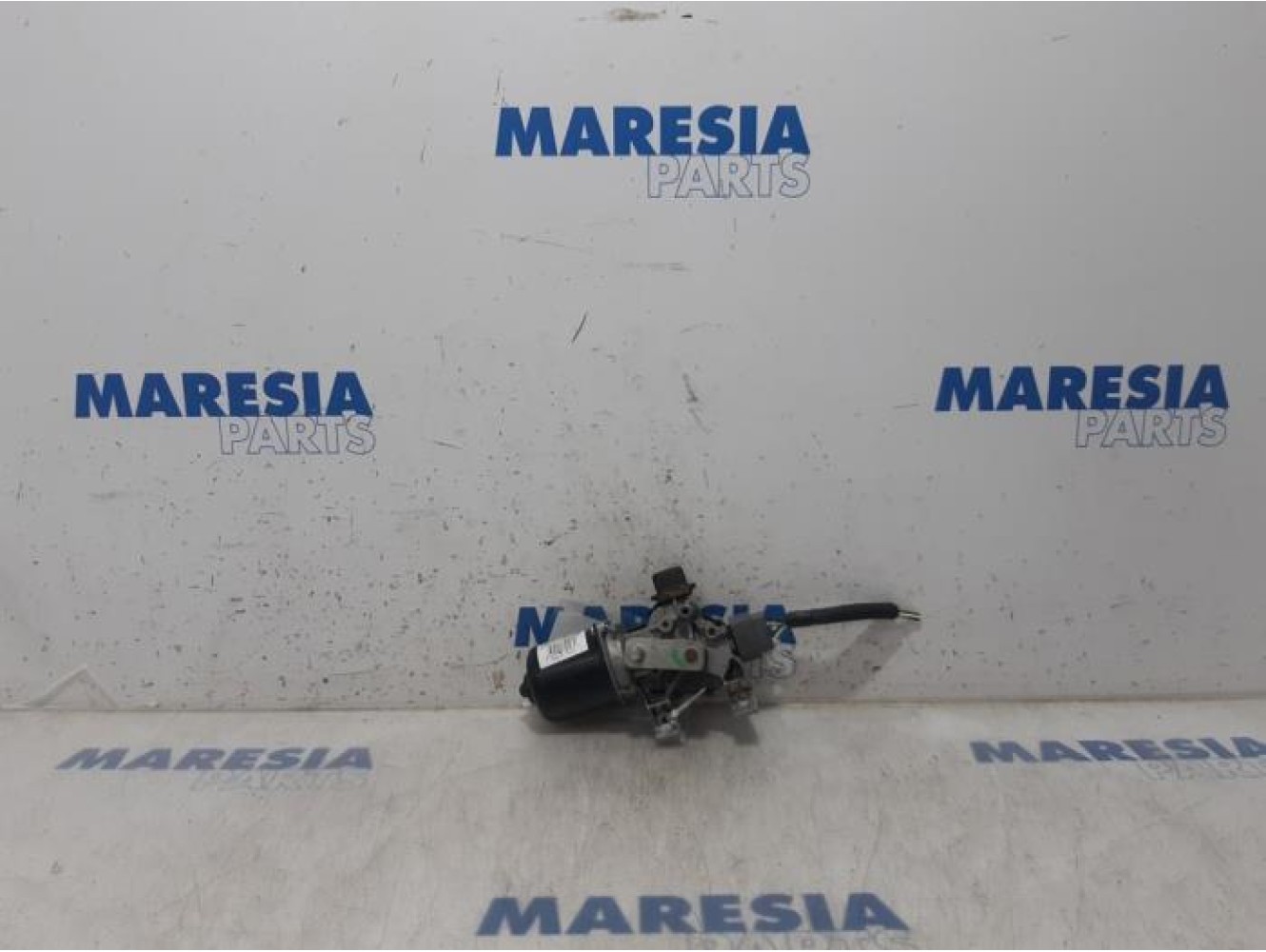 Renault - Clio - Front wiper motor