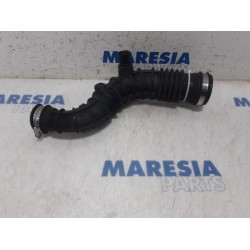 Renault - Clio - Air intake hose