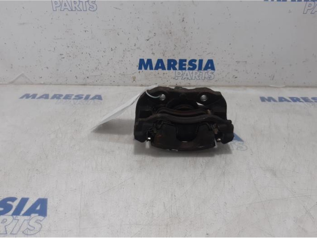 Citroen - C4 Cactus - Front brake calliper, left