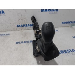 Citroen - C4 Cactus - Gear stick