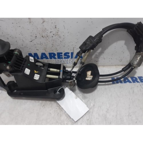Citroen - C4 Cactus - Gear stick