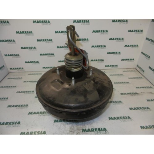 Renault - Megane Scenic - Brake servo