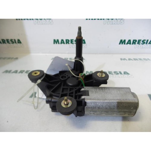 Fiat - Stilo - Scheibenwischermotor hinten