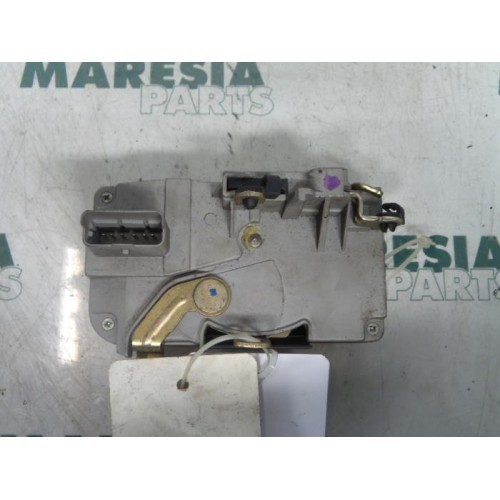 Peugeot - 206 - Door lock mechanism 2-door, right