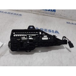 Renault - Clio - Front door handle 4-door, right
