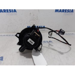Renault - Clio - Heating and ventilation fan motor