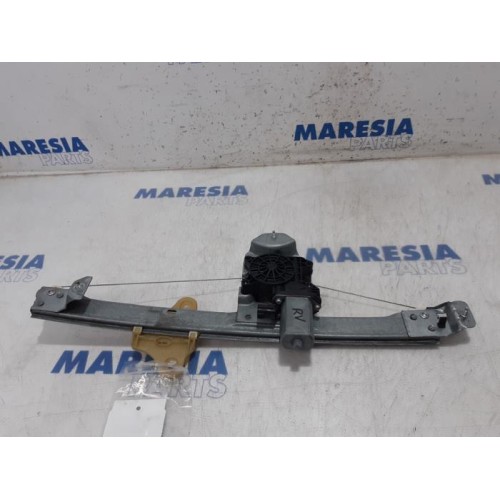 Renault - Clio - Window mechanism 4-door, front right