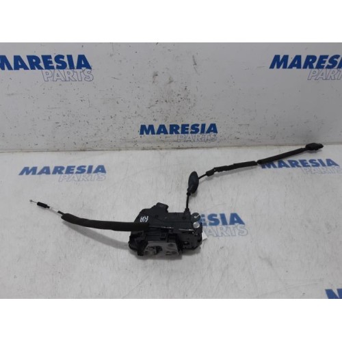 Renault - Clio - Rear door mechanism 4-door, right
