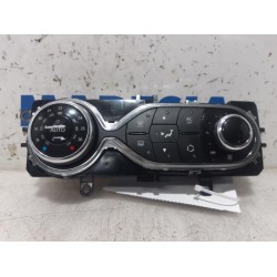 Renault - Clio - Panneau de commandes chauffage
