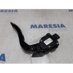Renault - Clio - Throttle pedal position sensor