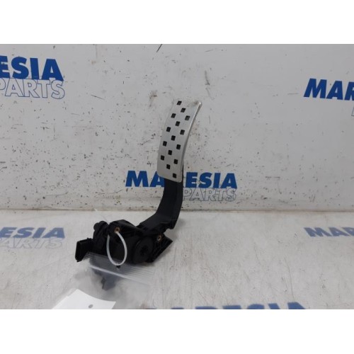 Renault - Clio - Gaspedalposition Sensor