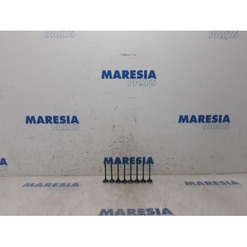 Renault - Megane Scenic - Induction valve