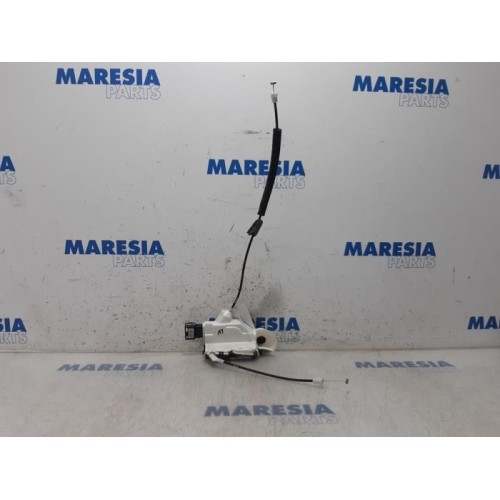 Peugeot - 3008 - Door lock mechanism 4-door, front left