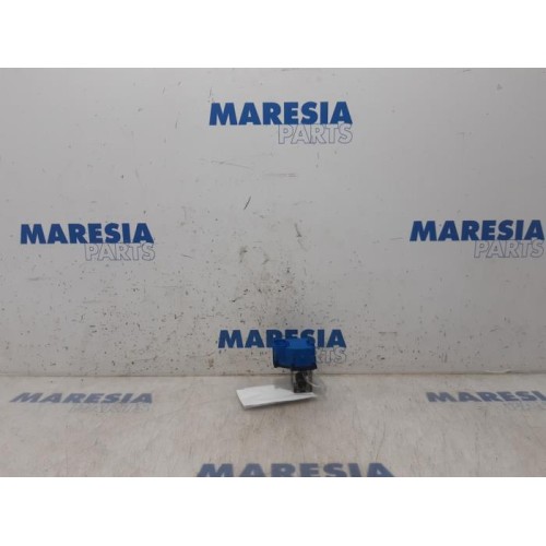 Peugeot - RCZ - Cooling fan resistor