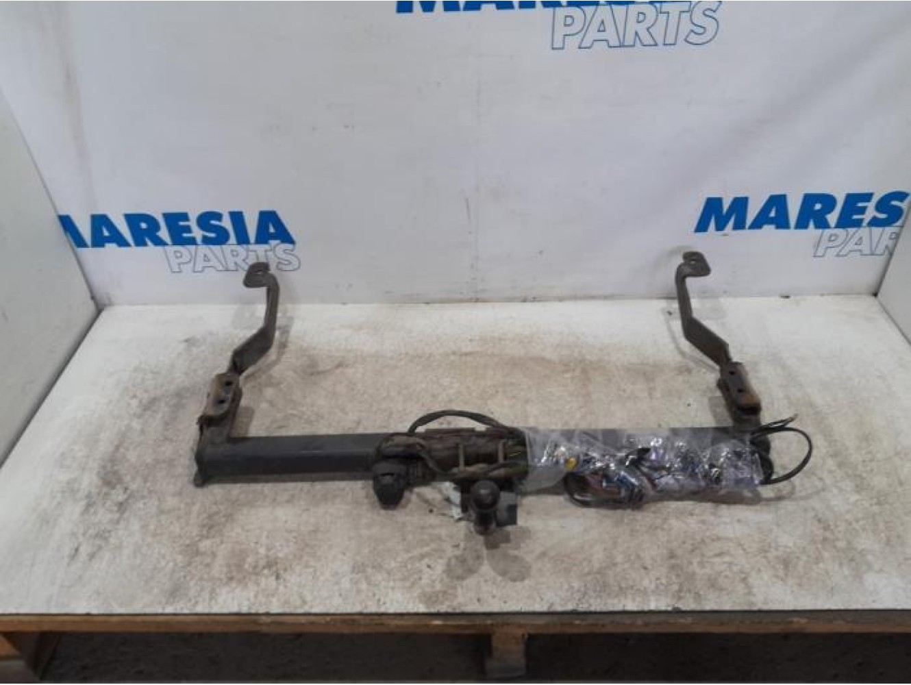 Renault - Trafic - Towbar