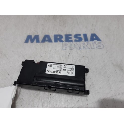 Peugeot - RCZ - Radio module