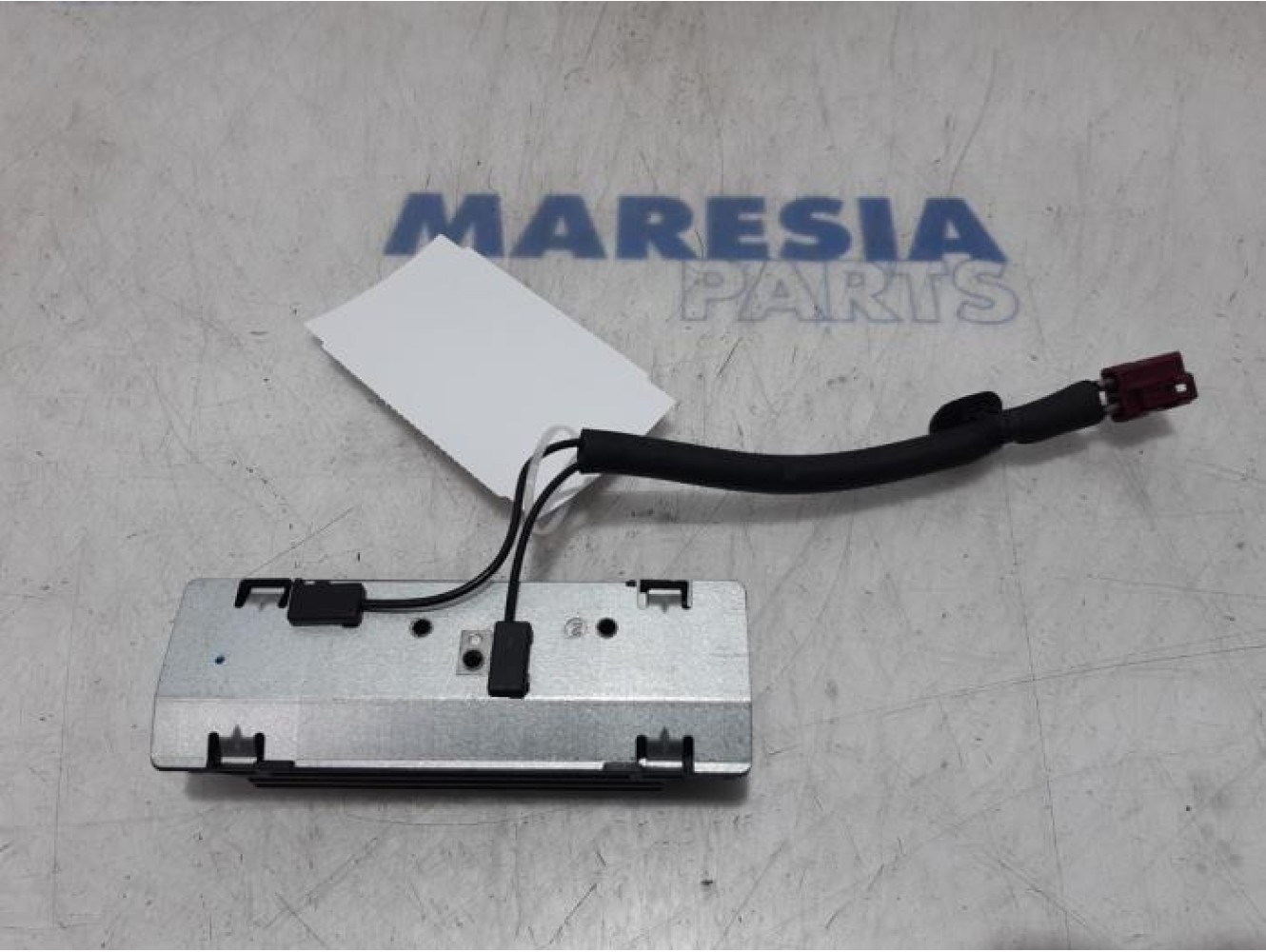Peugeot - RCZ - Bluetooth antenna