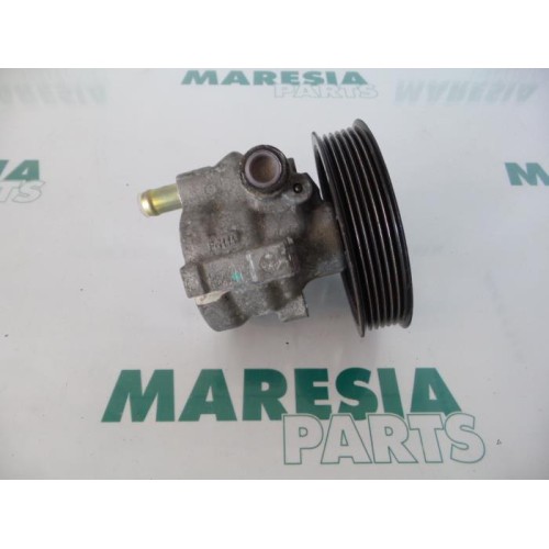 Renault - Espace - Power steering pump