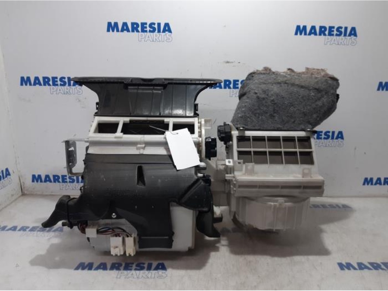 Peugeot - 4007 - Heater housing
