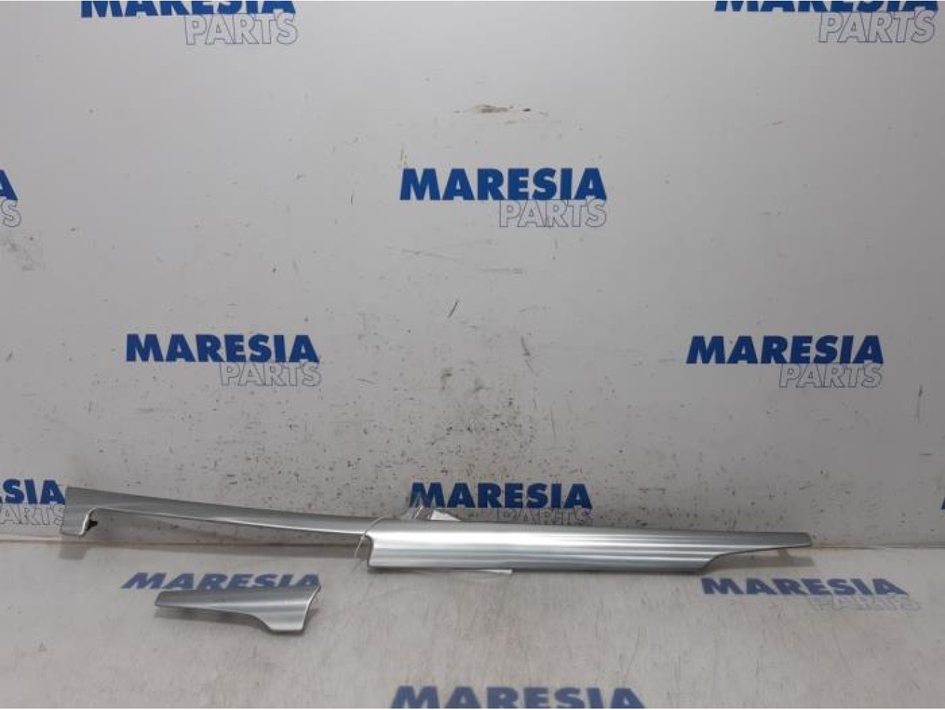Peugeot - 508 - Dashboard frame