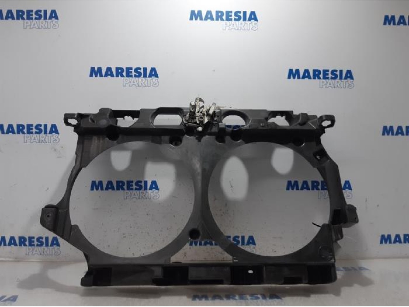 Peugeot - 508 - Front panel