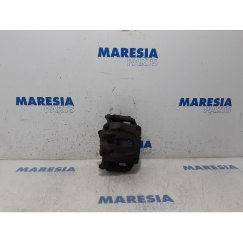 Renault - Trafic - Front brake calliper, left