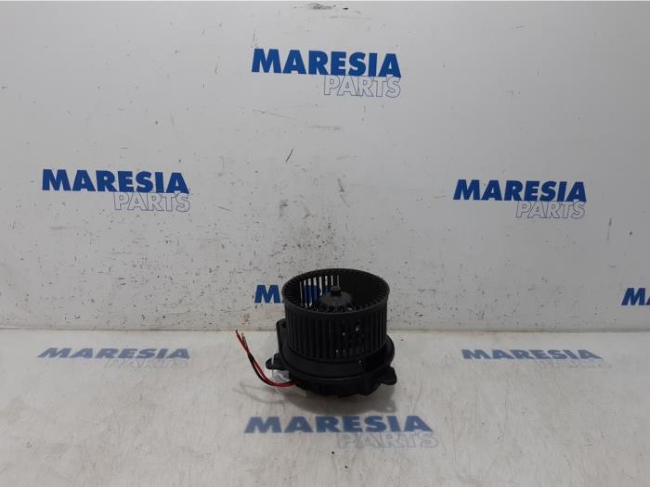 Renault - Scenic - Heating and ventilation fan motor