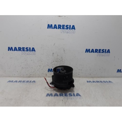 Renault - Scenic - Heating and ventilation fan motor