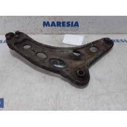Renault - Trafic - Front wishbone, left
